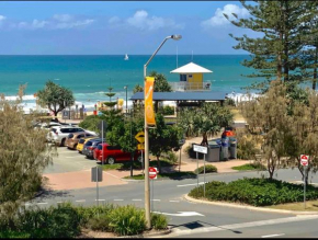 Ocean View - Alexandra Headlands Beachfront Unit